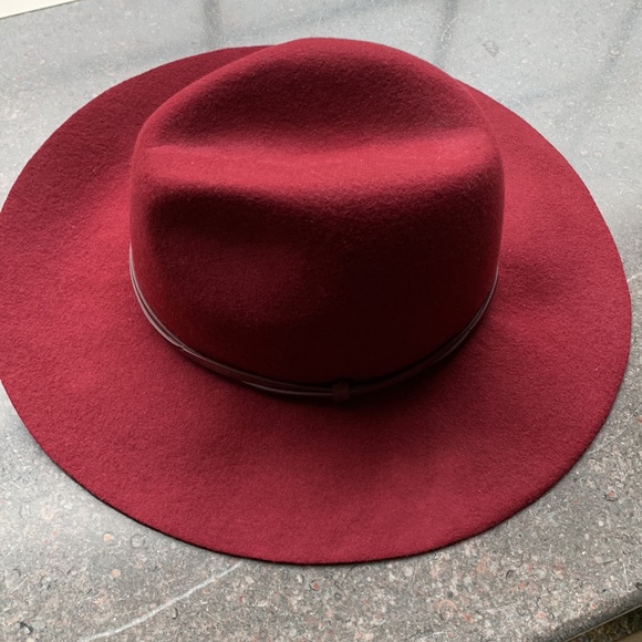 Urban Outfitters hat - Picture 3 of 8